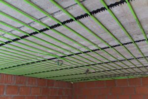 plafondverwarming leidingen nat systeem